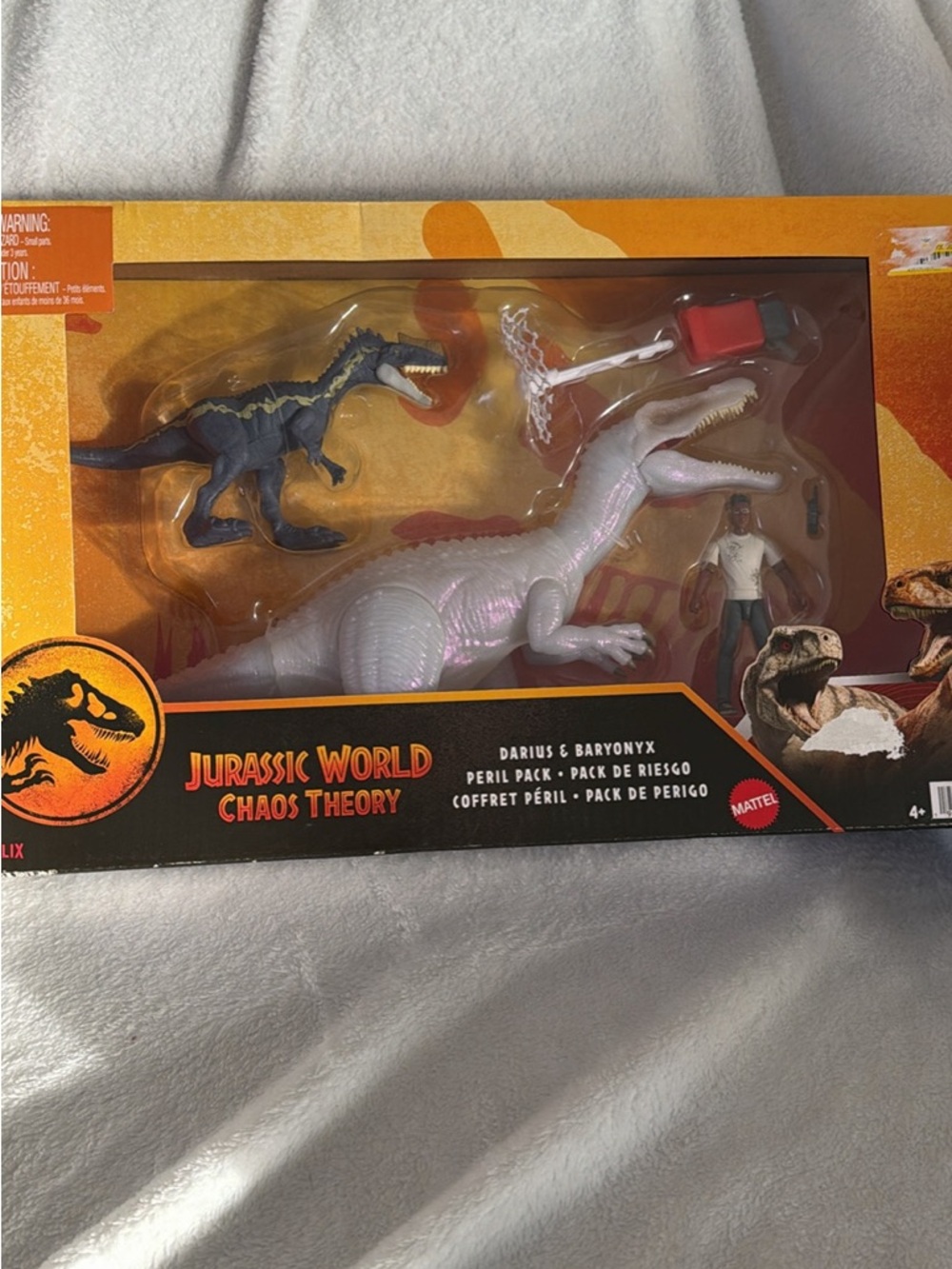 Mattel Jurassic World Chaos Theory Darius & Baryonyx Pack - White & Dark Blue